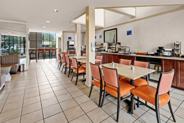 Best Western De Anza Inn image 19